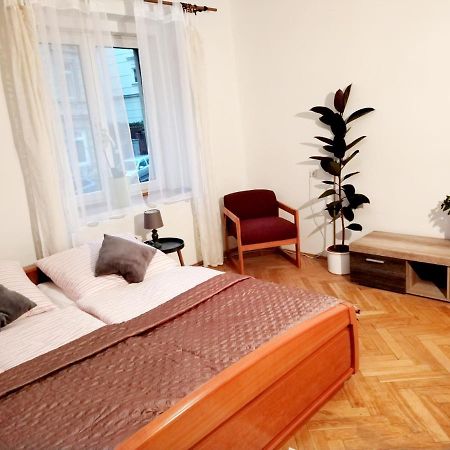 Apartman Isabel Ντέτσιν Εξωτερικό φωτογραφία